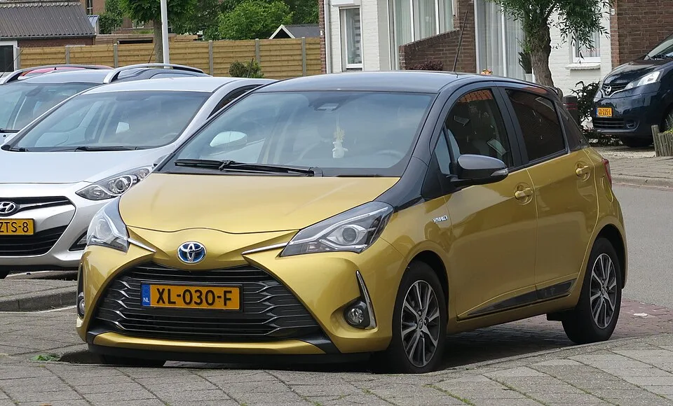 Toyota Yaris híbrido de segunda mano con etiqueta ECO